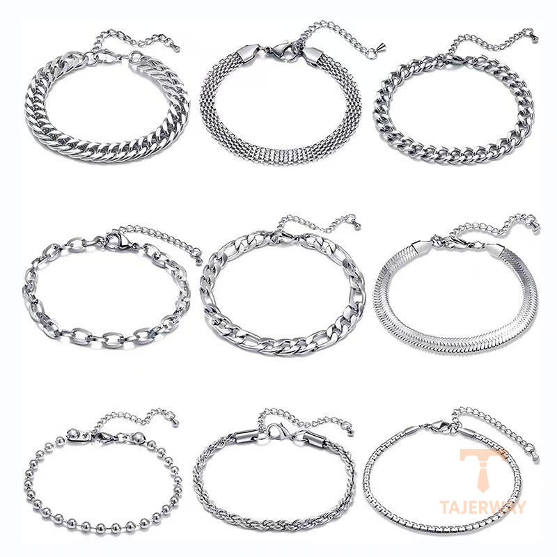 نمای نزدیک دستبند آبکاری طلای ۱۸ عیار بدون نگین برند مایا استون کد MAYA-1601435245864