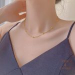 زاویه دیگر دستبند استیل ضدزنگ آبکاری طلای ۱۸ عیار برند مایا استون کد B99