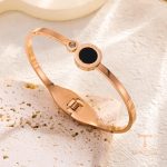 جزییات محصول النگو آبکاری طلای ۱۸ عیار کد MAYA-1600926599357