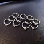 زاویه دیگر انگشتر فلز آلیاژی (Alloy) آبکاری طلای سفید (رادیوم) برند مایا استون کد JZ004