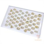 زاویه دیگر انگشتر فلز آلیاژی (Alloy) آبکاری طلای ۱۸ عیار برند مایا استون کد MYCRT7853