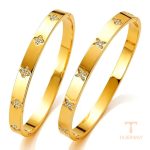 زاویه دیگر النگو استیل ضدزنگ آبکاری طلای ۱۸ عیار برند مایا استون کد MAYA-1601815744270