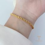دستبند زنجیری استیل ضدزنگ آبکاری طلای ۱۸ عیار نگین‌دار برند مایا استون کد N242