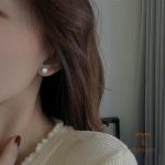 زاویه دیگر گوشواره مس ضد حساسیت آبکاری طلای ۱۸ عیار برند مایا استون کد MAYA-1601087243607