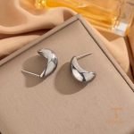 نمای بیشتر گوشواره هندسی بدون نگین اسپرت (بدون تفکیک جنسیت) کد MAYA-1601057774572