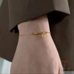 ست زیورآلات شامل دستبند و پابند از استیل ضدزنگ با آبکاری طلای ۱۸ عیار برند مایا استون - تصویر 8