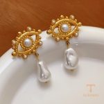نمای نزدیک ست آبکاری طلای ۱۸ عیار مروارید مصنوعی برند مایا استون کد MY0082
