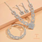 نمای نزدیک ست آبکاری طلای ۱۸ عیار نگین اتمی برند مایا استون کد TL088