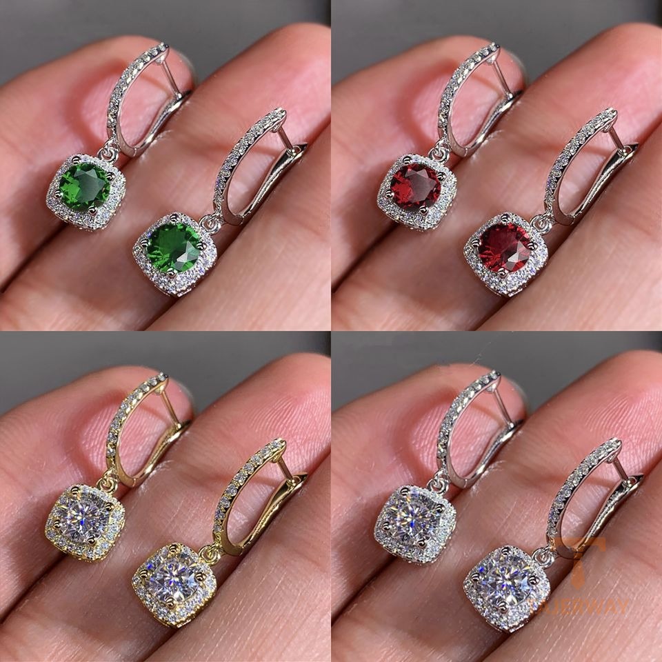 گوشواره میخی برنج (آلیاژ مس و روی) آبکاری طلای ۱۸ عیار نگین اتمی برند مایا استون کد MY0031