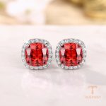 نمای بیشتر گوشواره میخی نگین اتمی زنانه کد MY0047