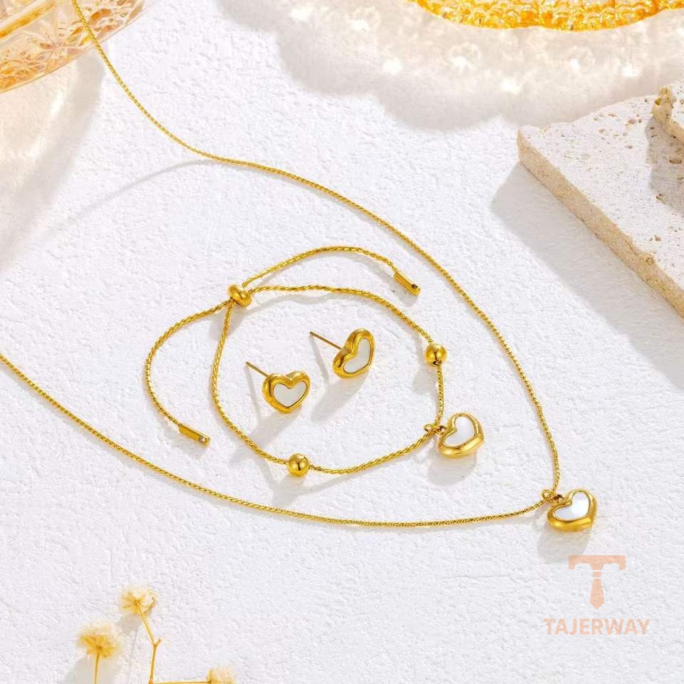 گوشواره استیل ضدزنگ آبکاری طلای ۱۸ عیار نگین‌دار برند مایا استون کد MAYA-1601038082547