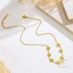 نمای بیشتر ست طرح گل نگین‌دار زنانه کد MAYA-1601383821833