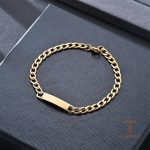 نمای نزدیک دستبند آبکاری طلای ۱۸ عیار بدون نگین برند مایا استون کد MAYA-1601536226863