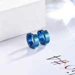 گوشواره ایرکاف مینیمال از استیل ضدزنگ با آبکاری طلای ۱۸ عیار برند مایا استون - تصویر 7