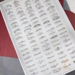 انگشتر فلز آلیاژی (Alloy) آبکاری طلای سفید (رادیوم) نگین‌دار برند مایا استون کد MY0124