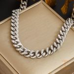 ست دستبند و گردنبند از استیل ضدزنگ با آبکاری نقره‌ای برند مایا استون - تصویر 10