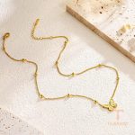زاویه دیگر گوشواره استیل ضدزنگ آبکاری طلای ۱۸ عیار برند مایا استون کد MAYA-1601388537346