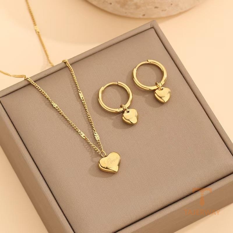 گوشواره استیل ضدزنگ آبکاری طلای ۱۸ عیار نگین‌دار برند مایا استون کد MAYA-1601243341306