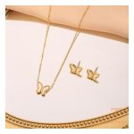 گوشواره استیل ضدزنگ آبکاری طلای ۱۸ عیار برند مایا استون کد MAYA-1601243283531