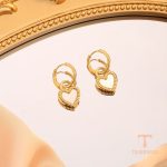 ست گردنبند و گوشواره طرح قلب با مهره صدفی طبیعی و آبکاری طلای ۱۸ عیار برند مایا استون - تصویر 8